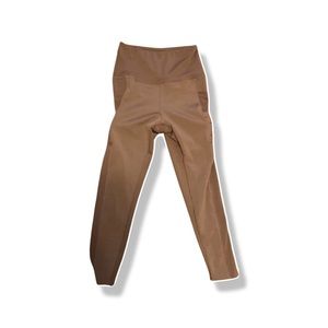 Light purple workout leggings